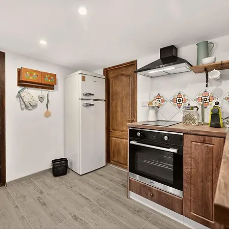 Augusta's Authentic Pchelnik (Varna)