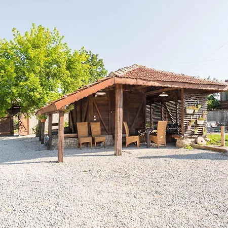 Augusta's Authentic Villa Pchelnik (Varna)