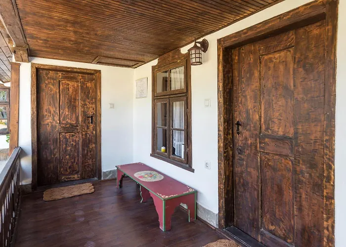 Augusta's Authentic Pchelnik (Varna)