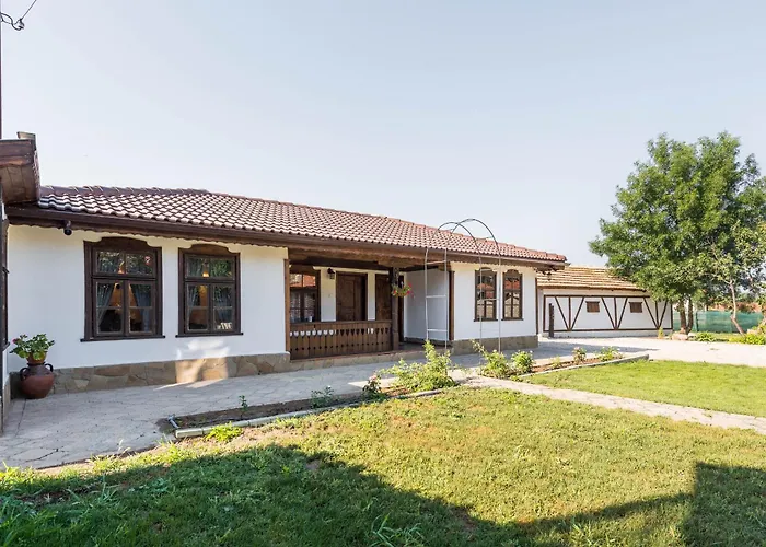 Augusta's Authentic * Pchelnik (Varna)